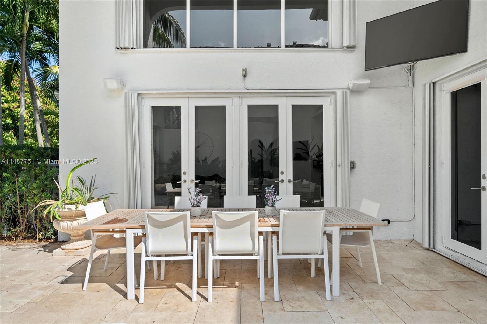 GOLDEN GATE ESTATES & MAR - Residential