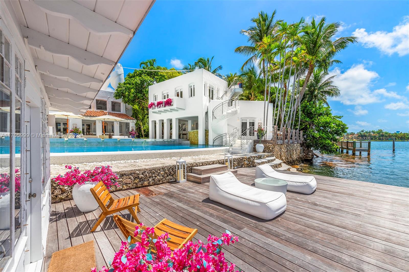 24 S Hibiscus Dr, Miami Beach, FL, 33139/$145,000 1 24 S Hibiscus Dr