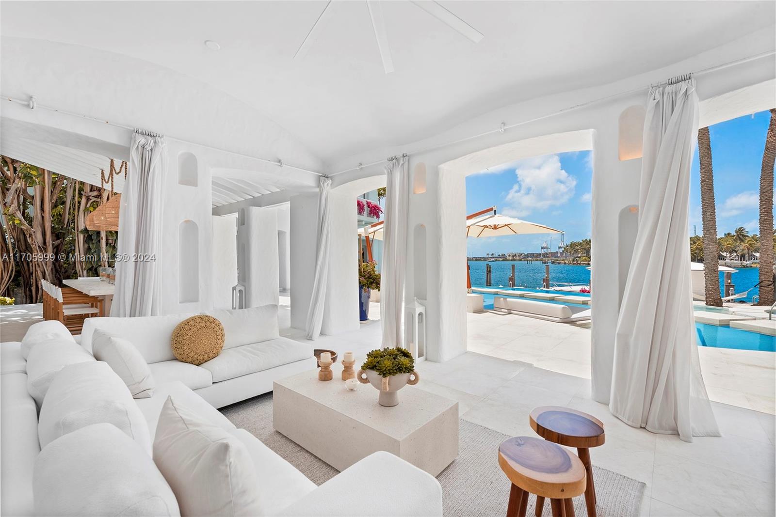 24 S Hibiscus Dr, Miami Beach, FL, 33139/$145,000 3 24 S Hibiscus Dr