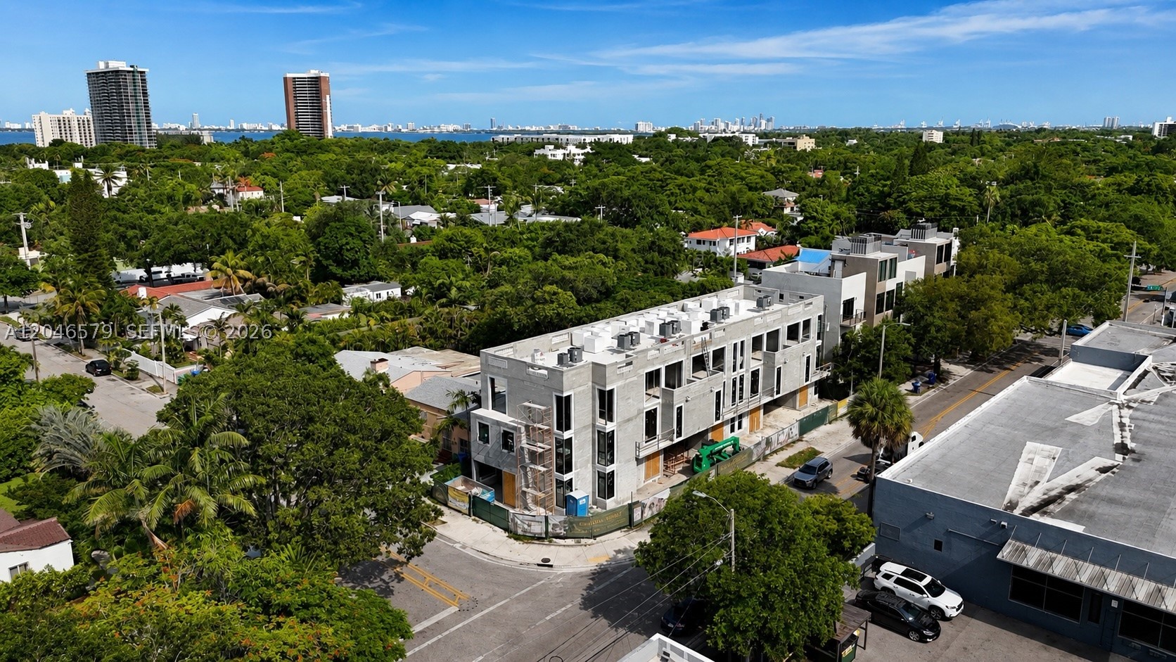 420 NE 72 TH-4