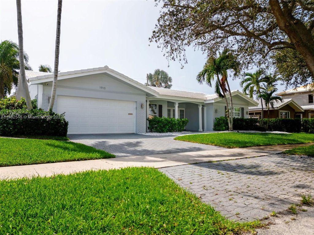 Photo of 1910 NE 59th Pl, Fort Lauderdale, FL 33308 (MLS # A11462515)