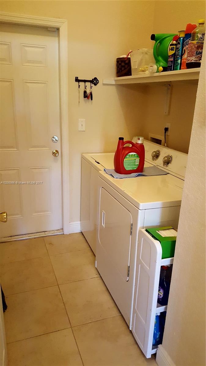 Redlands Colonial Estates - Residential