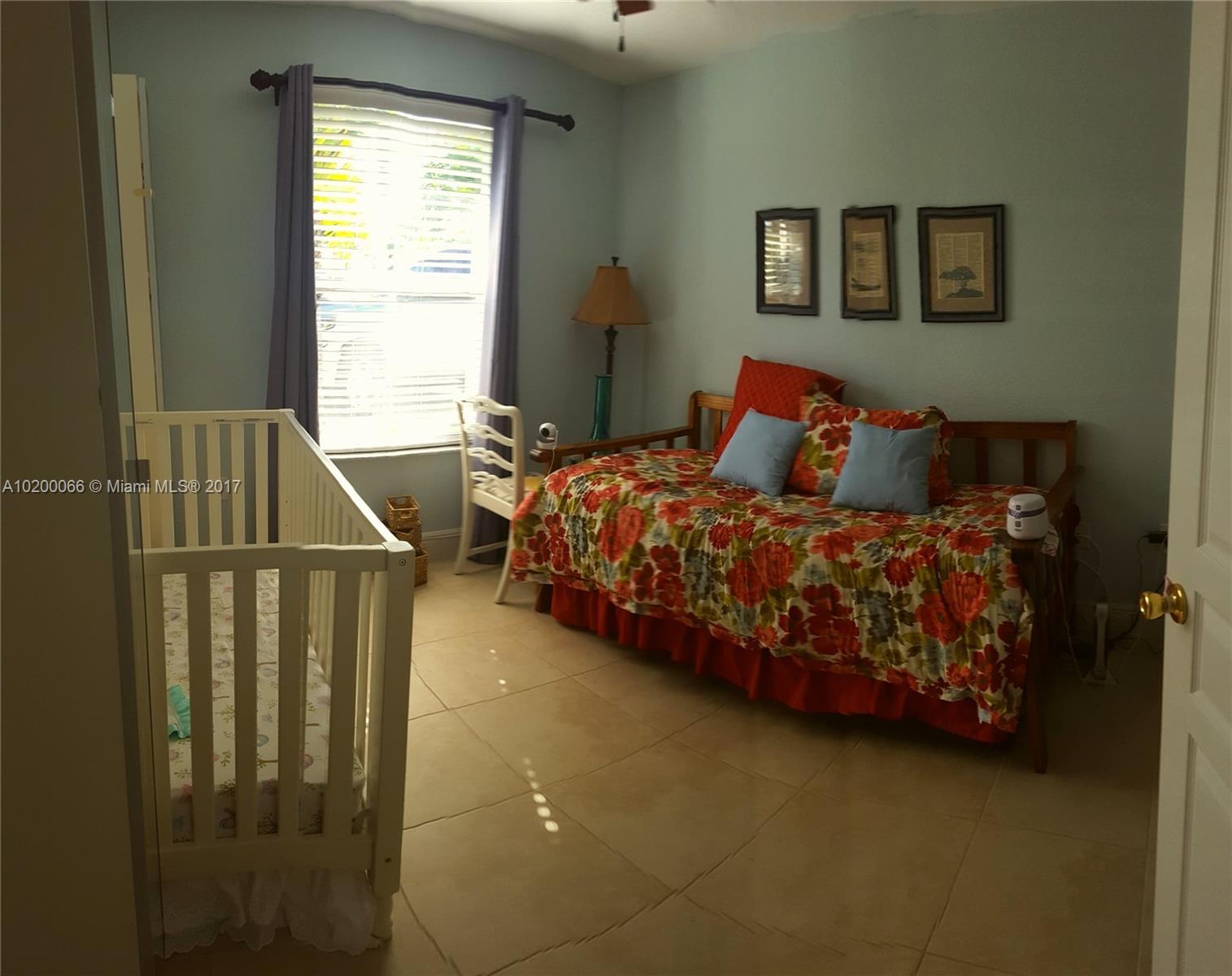 Redlands Colonial Estates - Residential