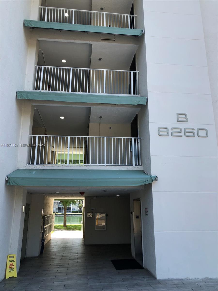 SAGA BAY GARDENS CONDO - Residential