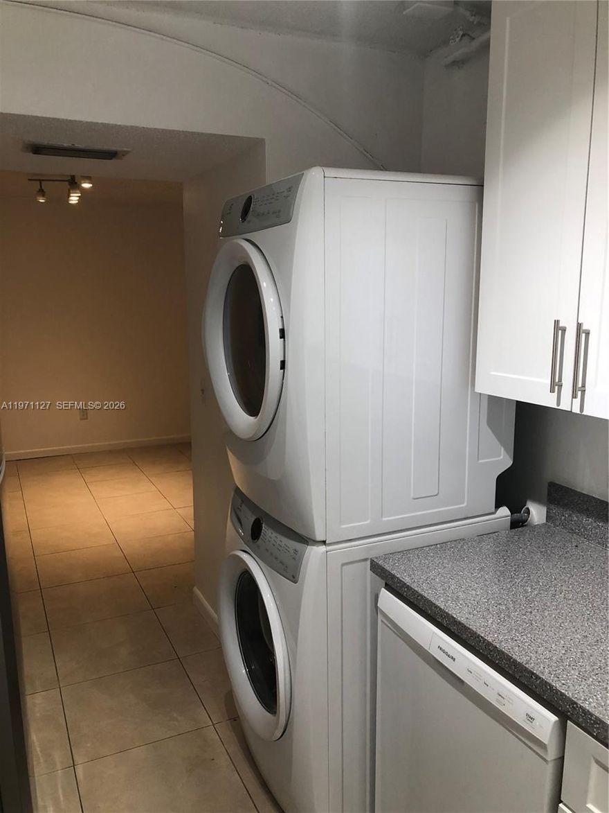 Spacious condo in Saga Bay Minutes To Turnpike & US1. Corner unit with plit floor plan with balcony and views of canal from every room. Large Walk in closet with ample storage space. Freshly painted in move in condition with newer finishes and updated appliances. Owner motivated, schedule a showing today. Close to primary and secondary schools, houses of worship, dining & entertainment . Near public parks, Bl;ack Point Marina and the Florida Keys.