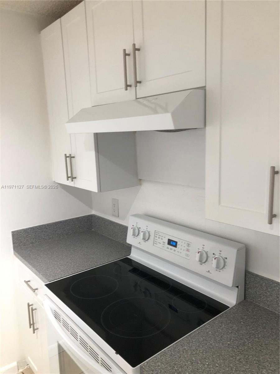 SAGA BAY GARDENS CONDO - Residential