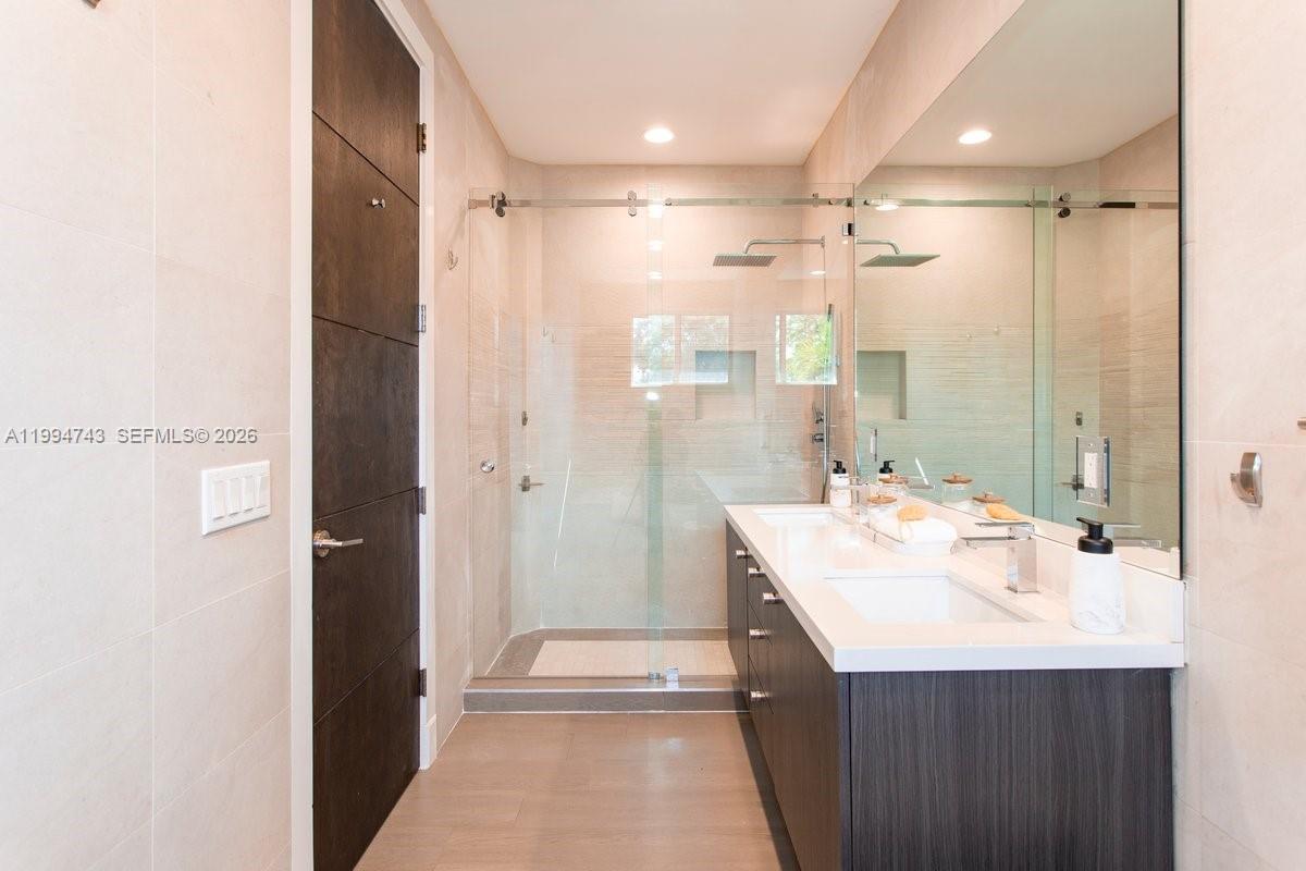 POINCIANA PLAT - Residential