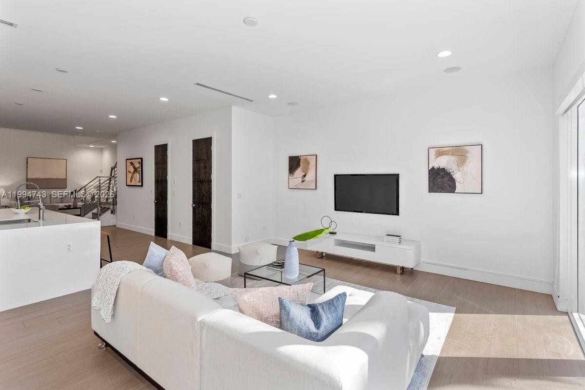 POINCIANA PLAT - Residential