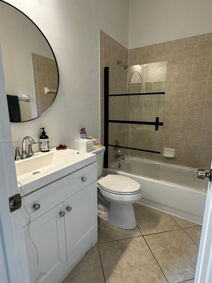 ISLES AT WESTON - Residential