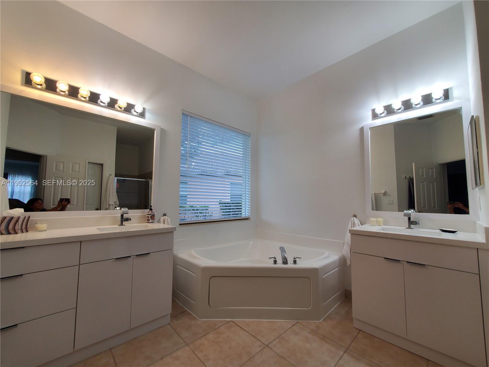 ISLES AT WESTON - Residential