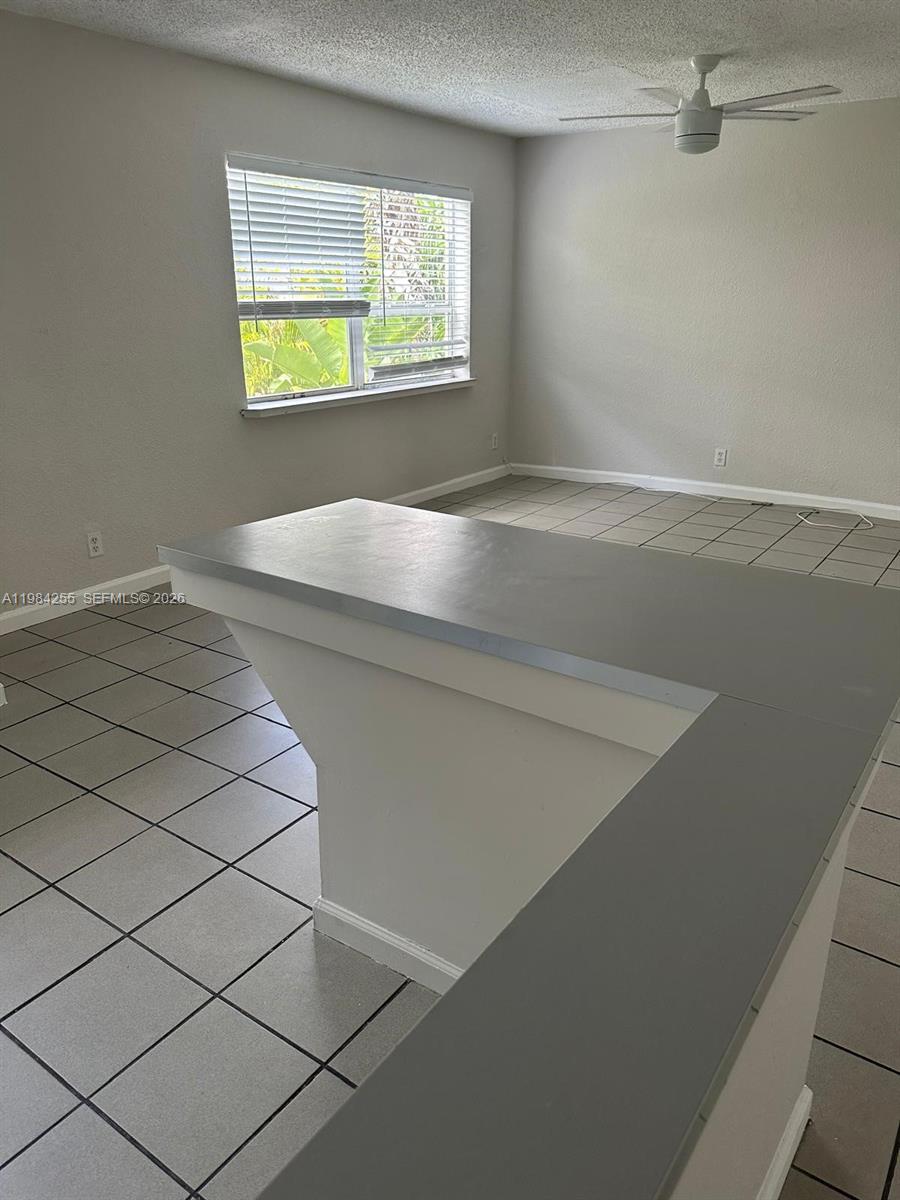 EVERGLADE LAND SALES CO - Residential Lease