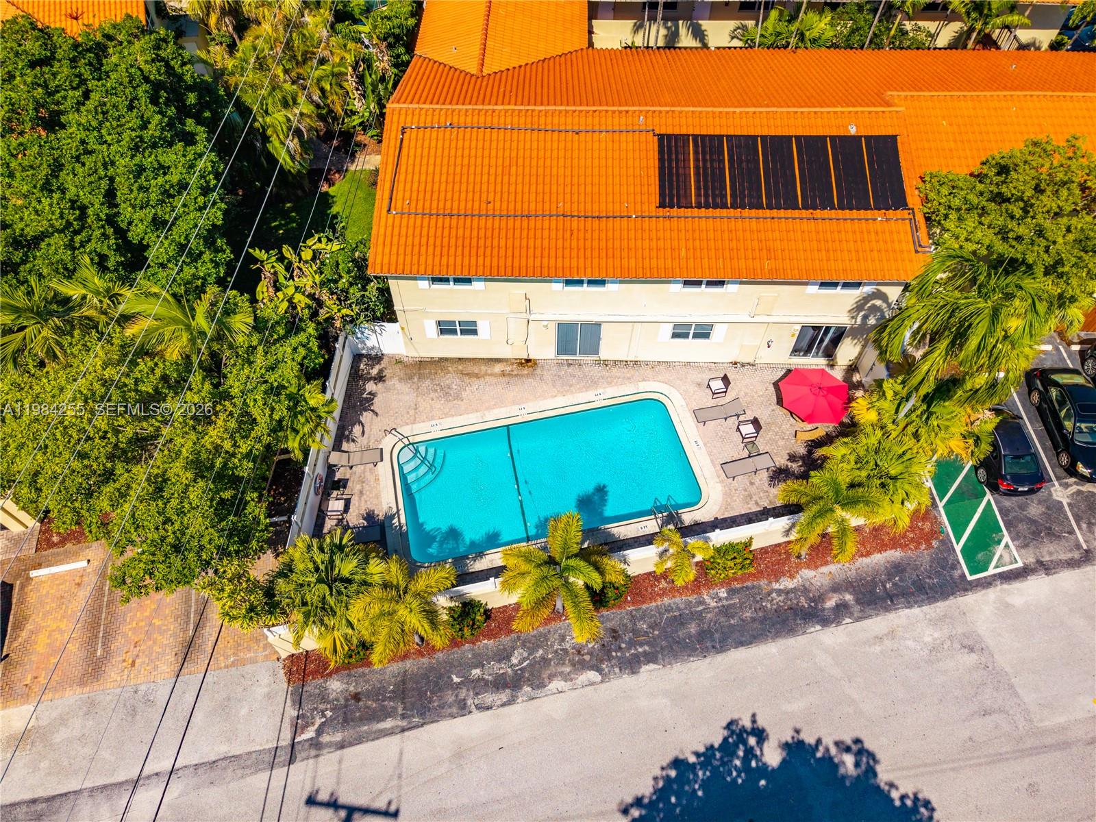 EVERGLADE LAND SALES CO - Residential Lease