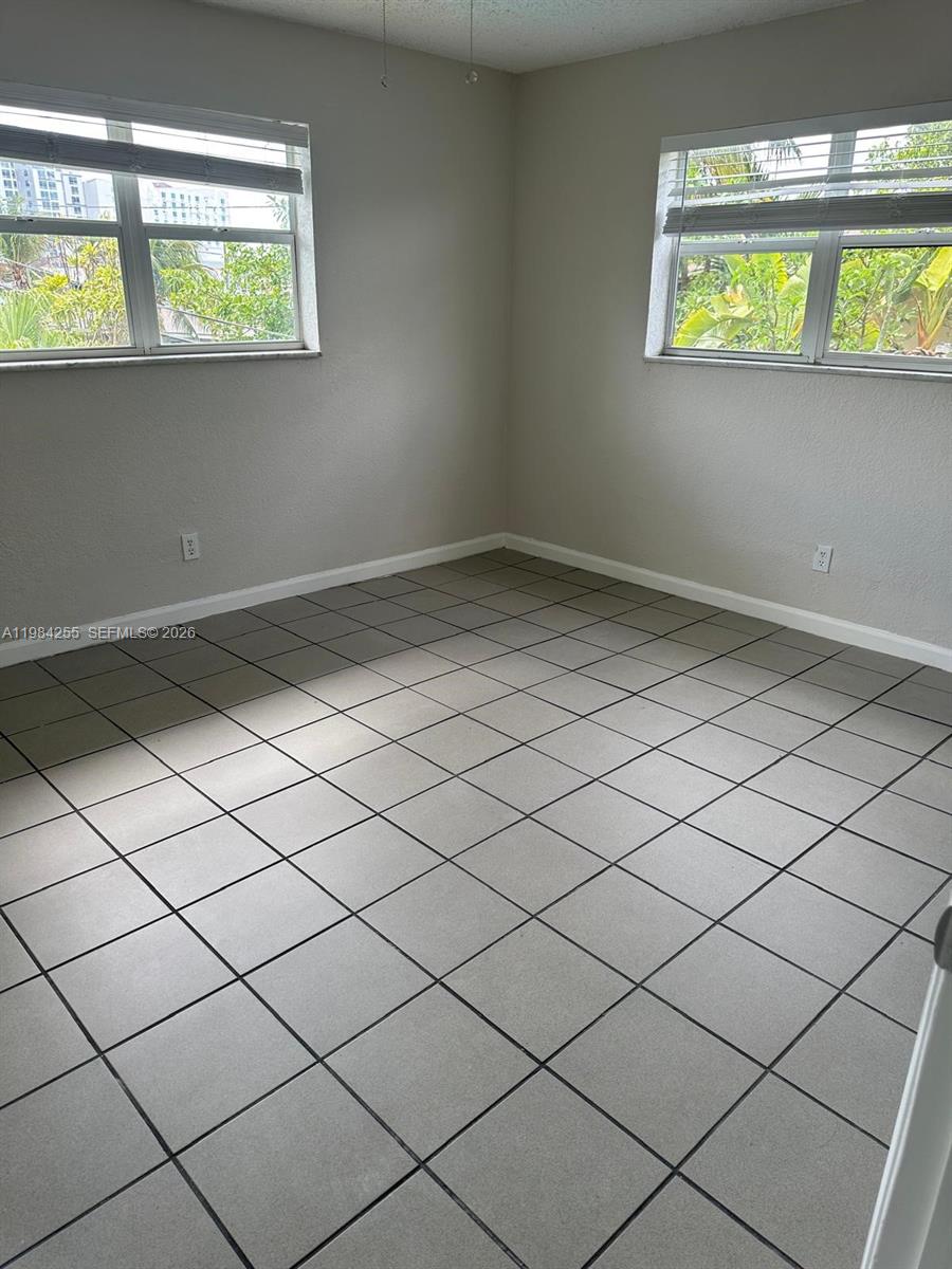 EVERGLADE LAND SALES CO - Residential Lease