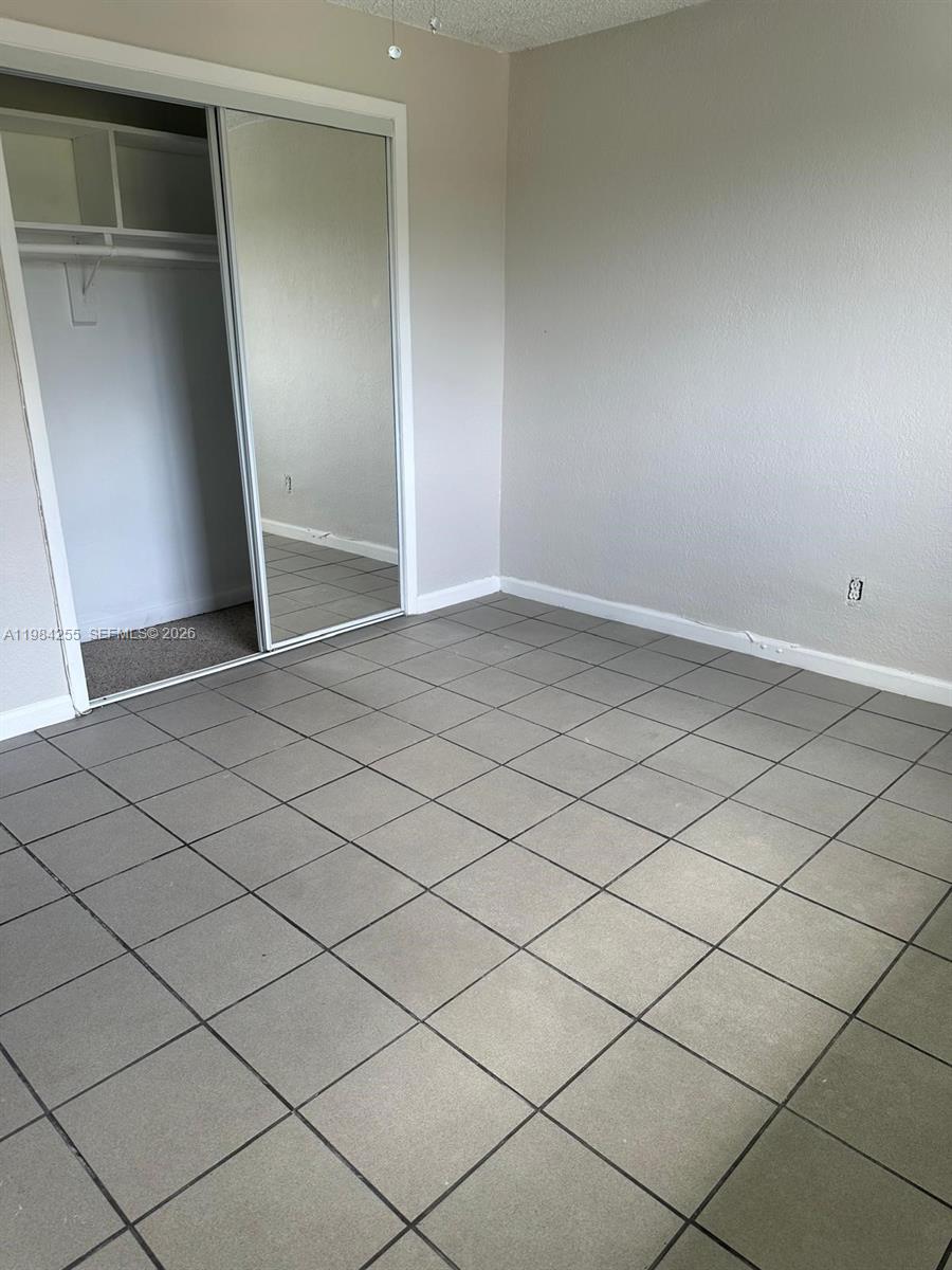 EVERGLADE LAND SALES CO - Residential Lease