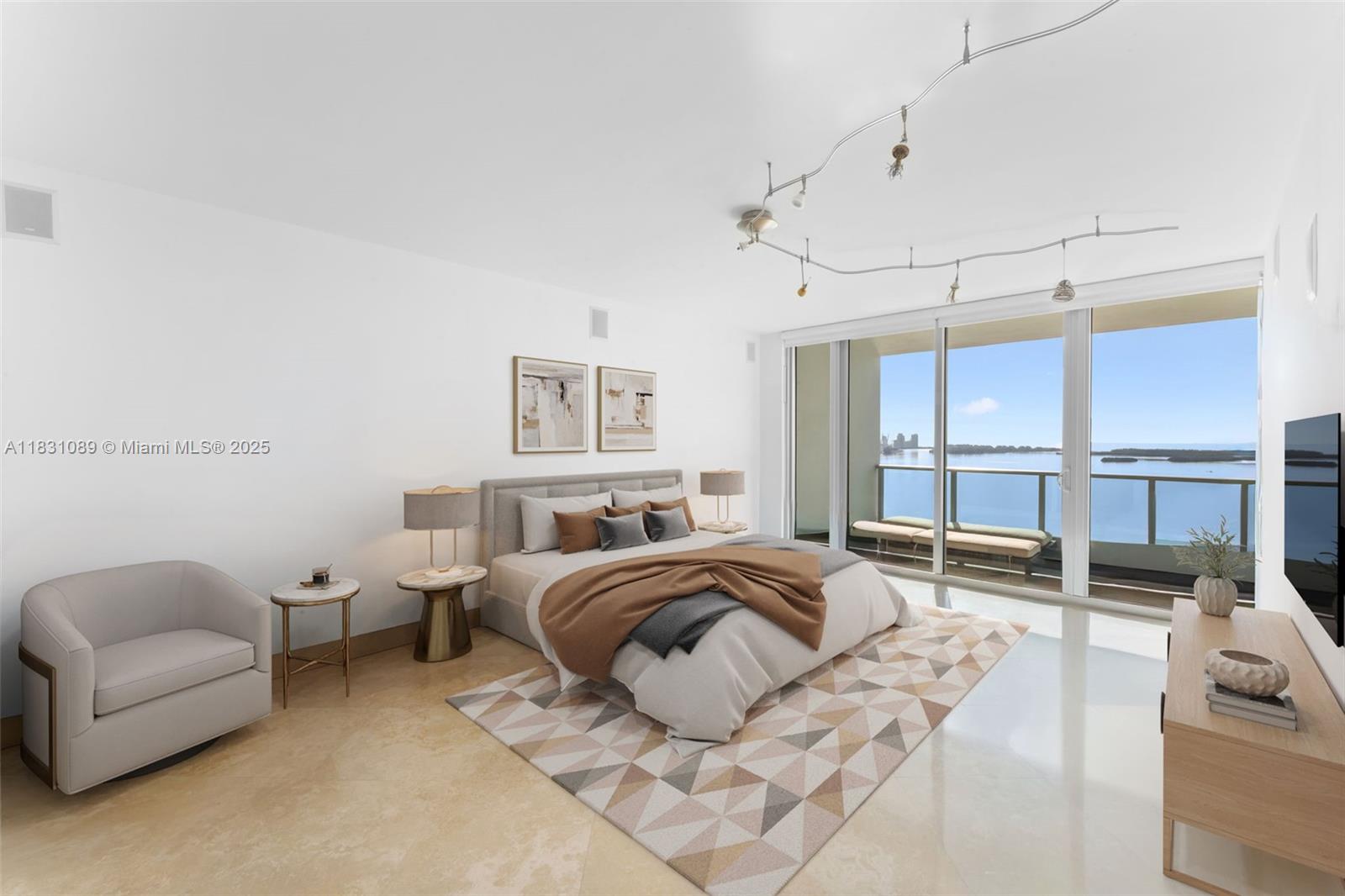 1331 Brickell Bay Dr 2807