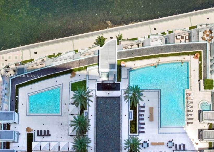 JADE RESIDENCES AT BRICKE - Residential