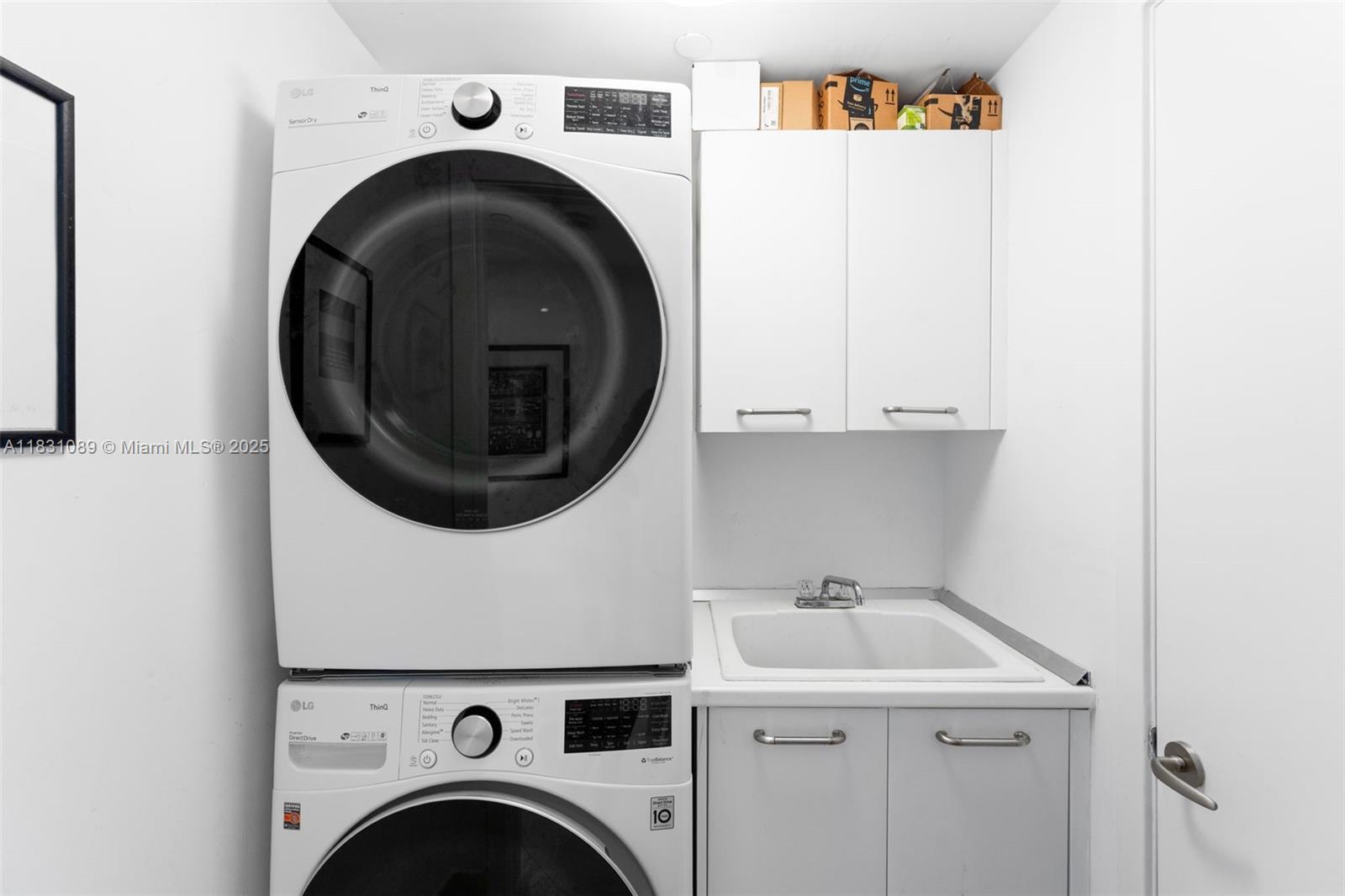 JADE RESIDENCES AT BRICKE - Residential