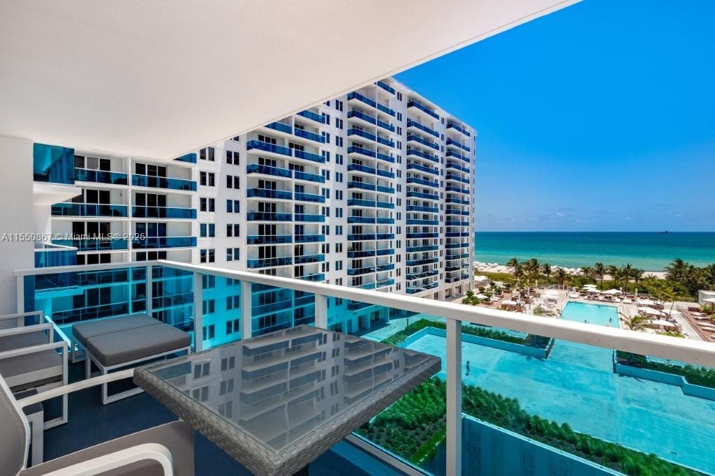 RONEY PALACE CONDO - Residential Lease