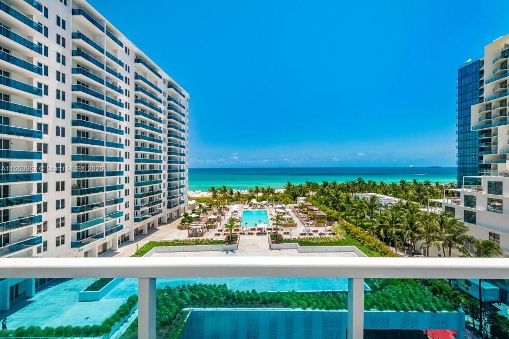 RONEY PALACE CONDO - Residential Lease