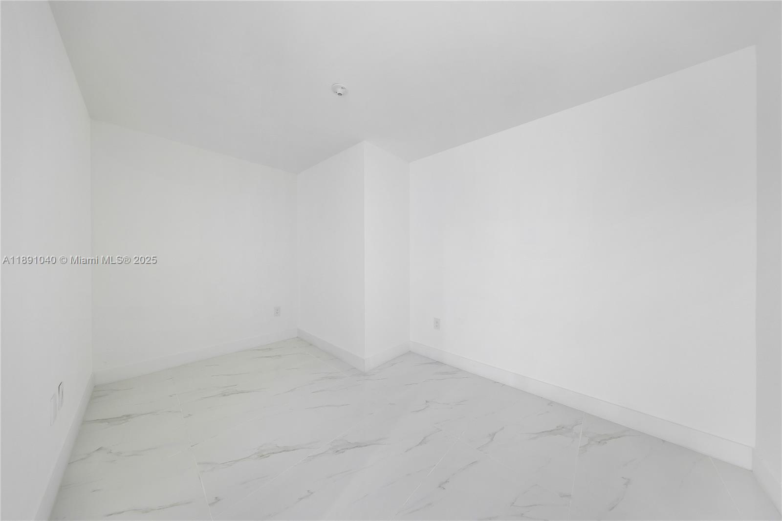 ARIA RESERVE SOUTH - Residential