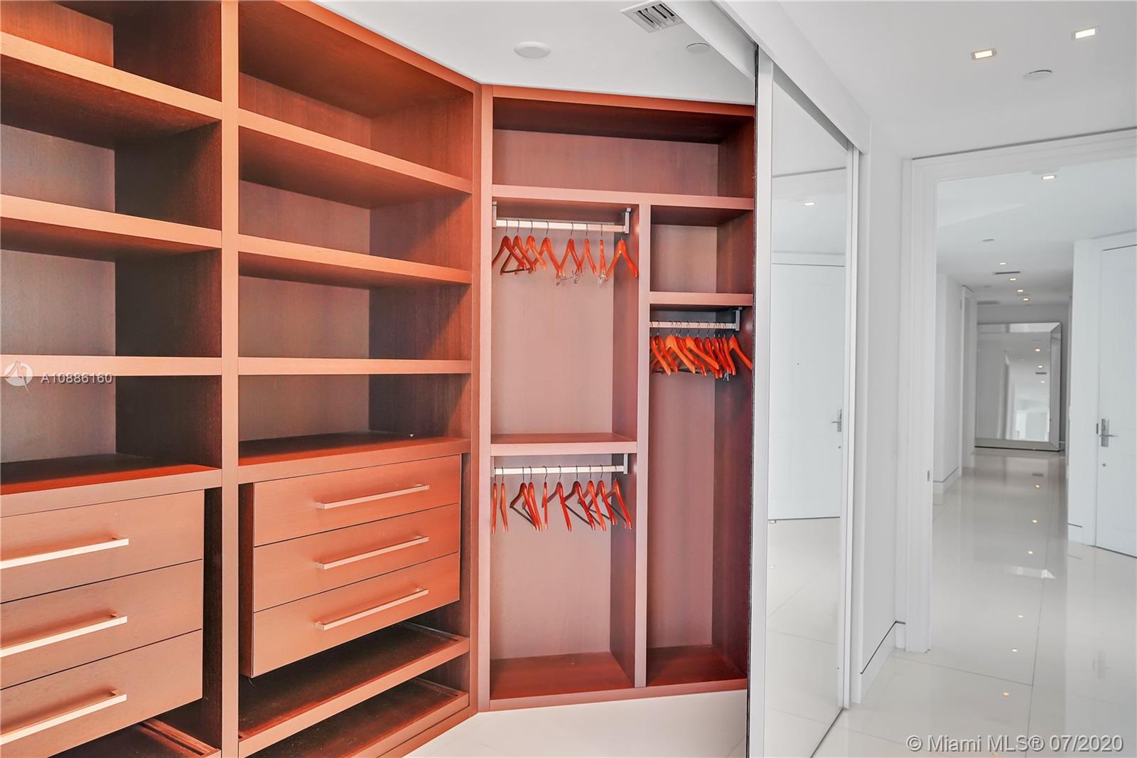 10295 COLLINS AVE RESDNTA - Residential