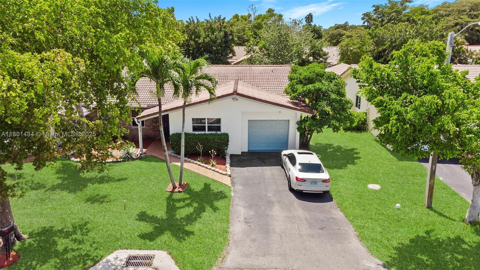 CORAL SPRINGS UNIVERSITY - Residential