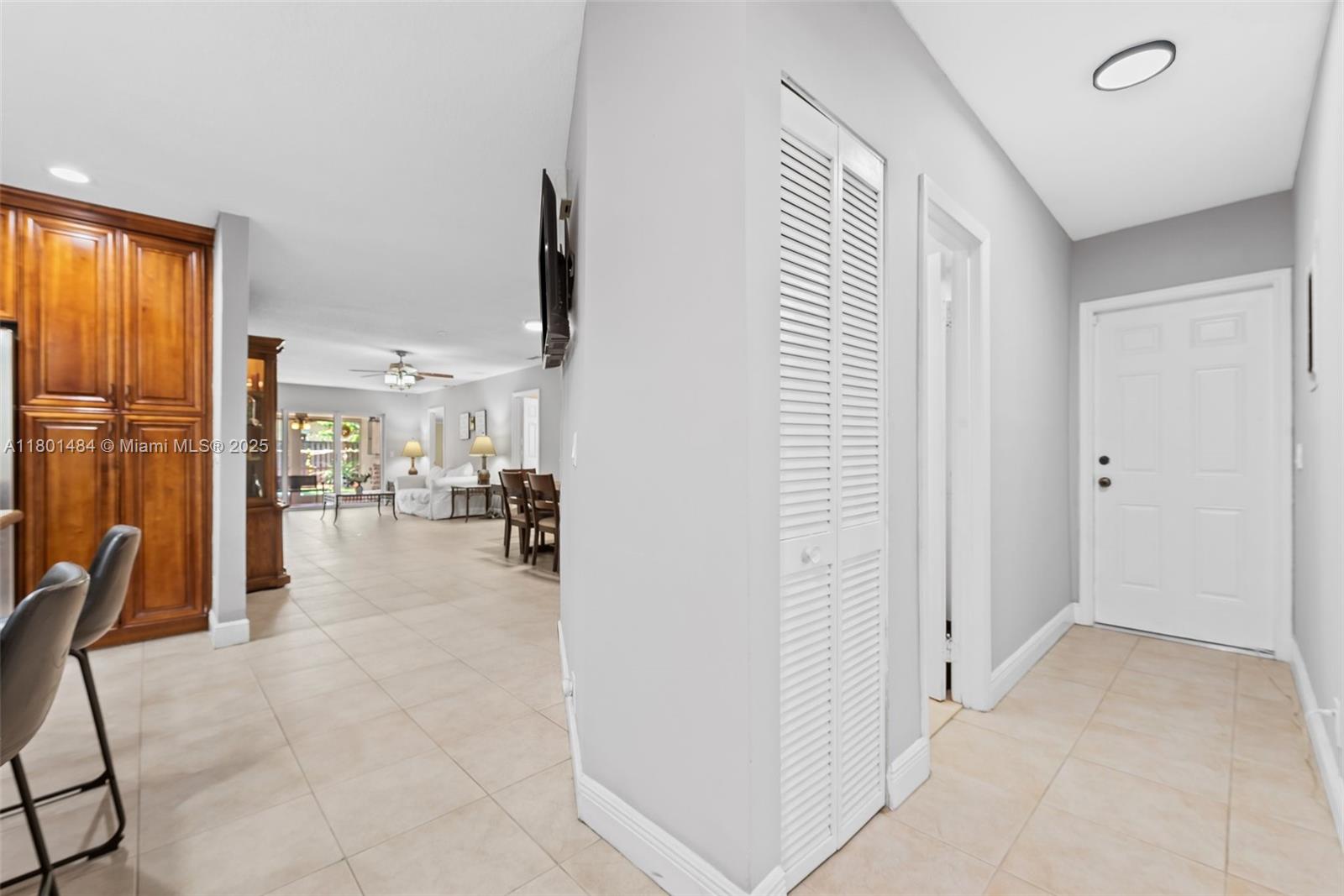 CORAL SPRINGS UNIVERSITY - Residential