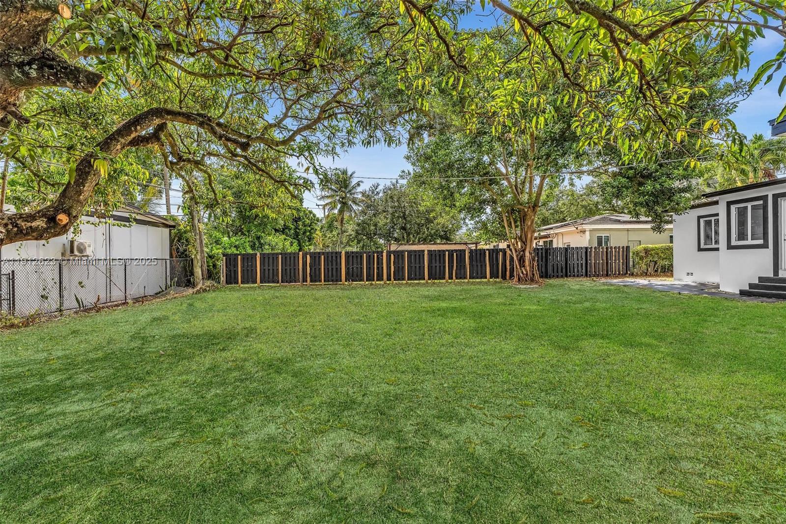 HOMEDALE - Residential