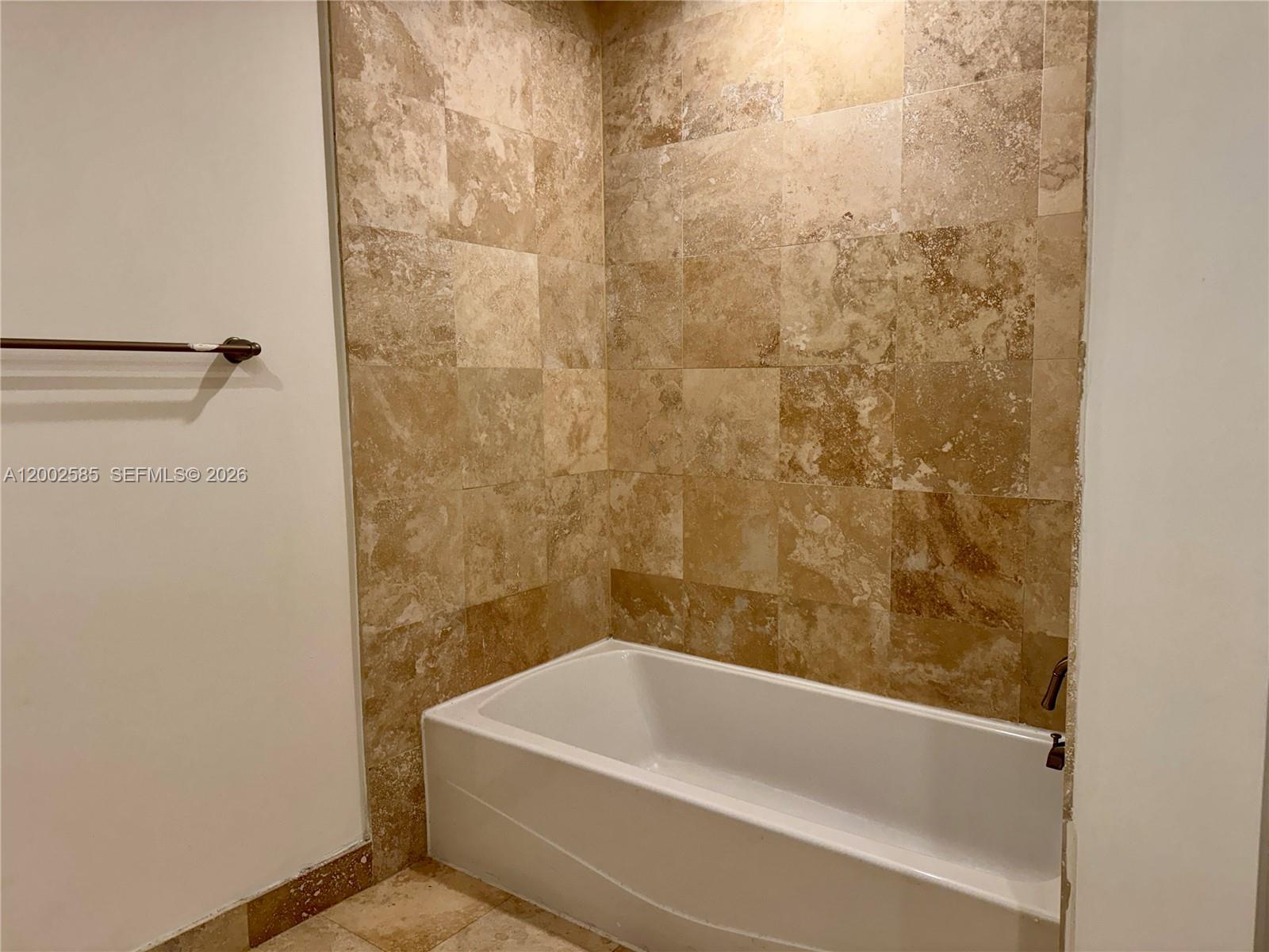 DUO CONDOMINIUM WEST - Residential