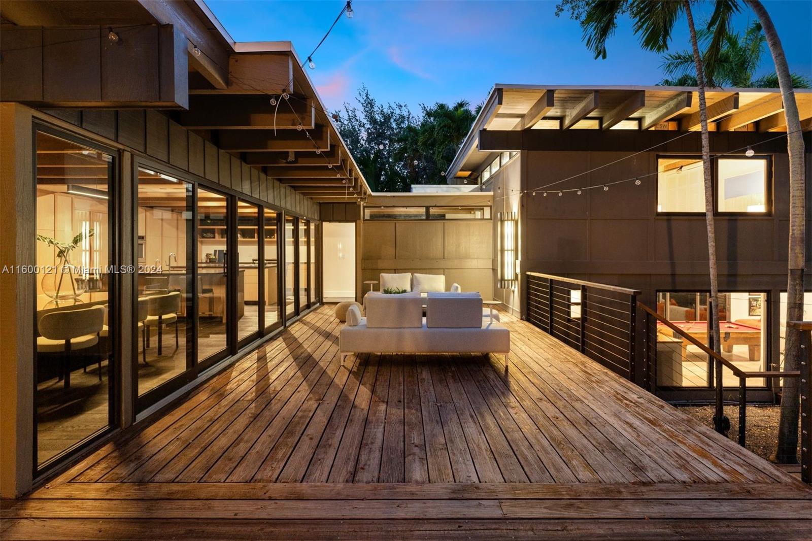 PINECREST MANOR 1ST ADDN - Residential