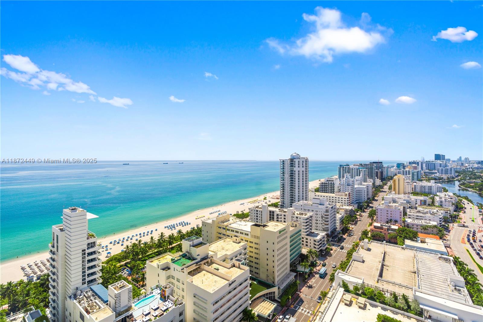 4401 Collins Ave 2712