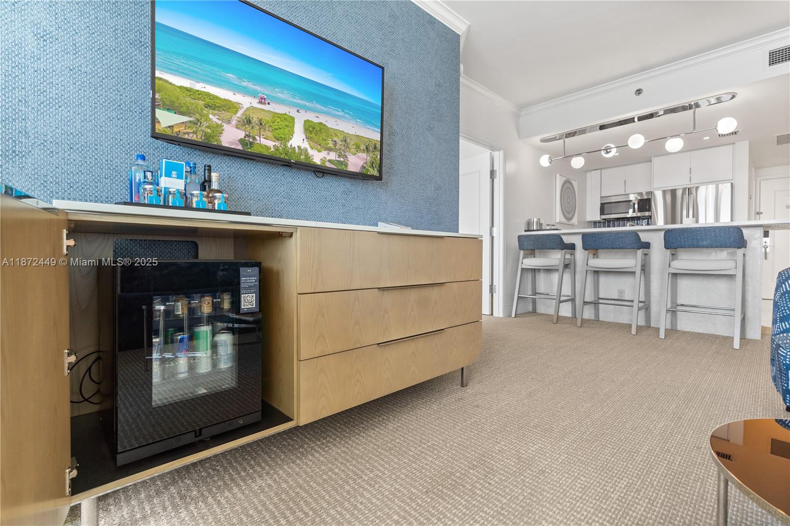 FONTAINEBLEAU II CONDO - Residential