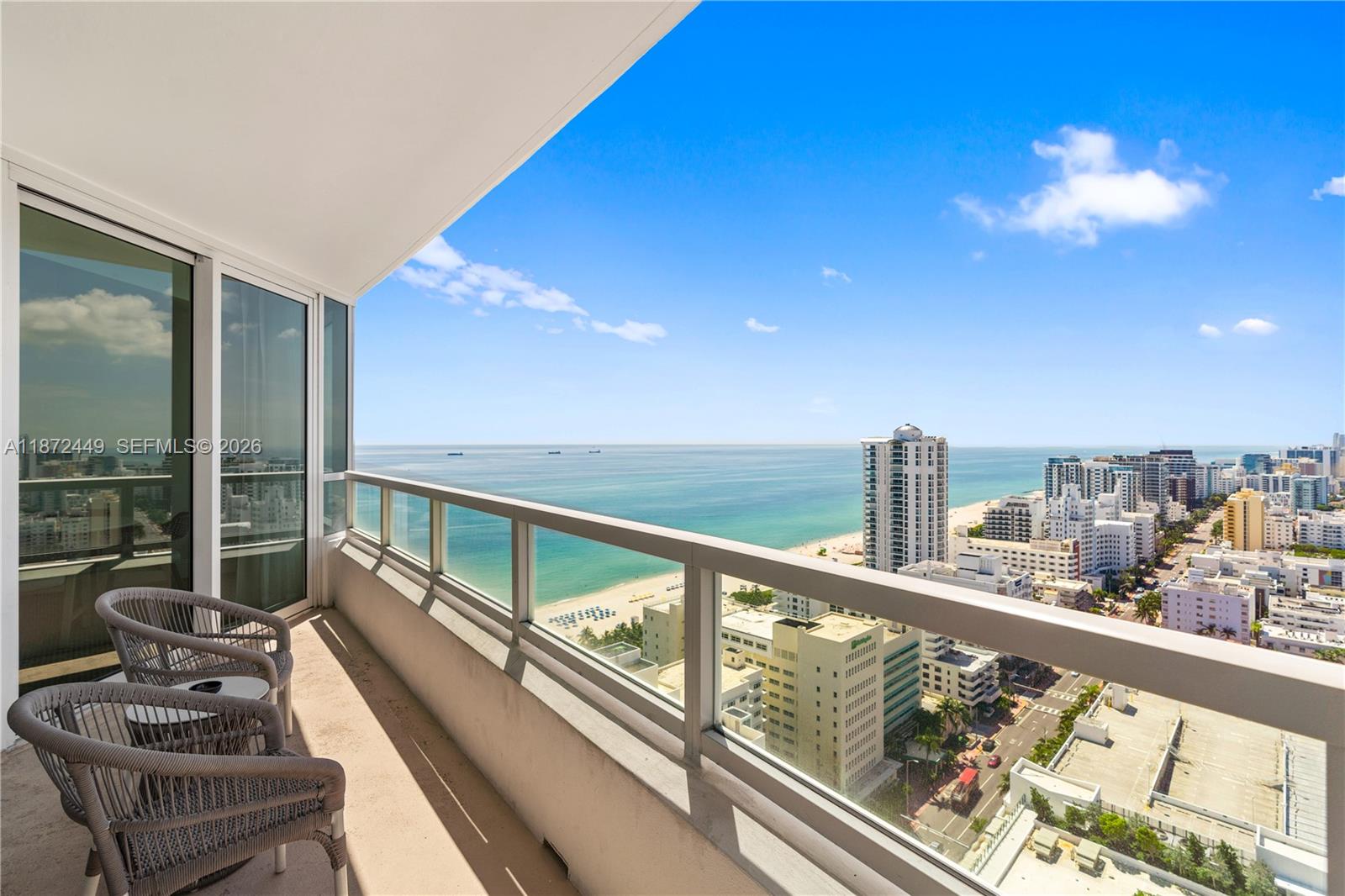4401 Collins Ave 2712