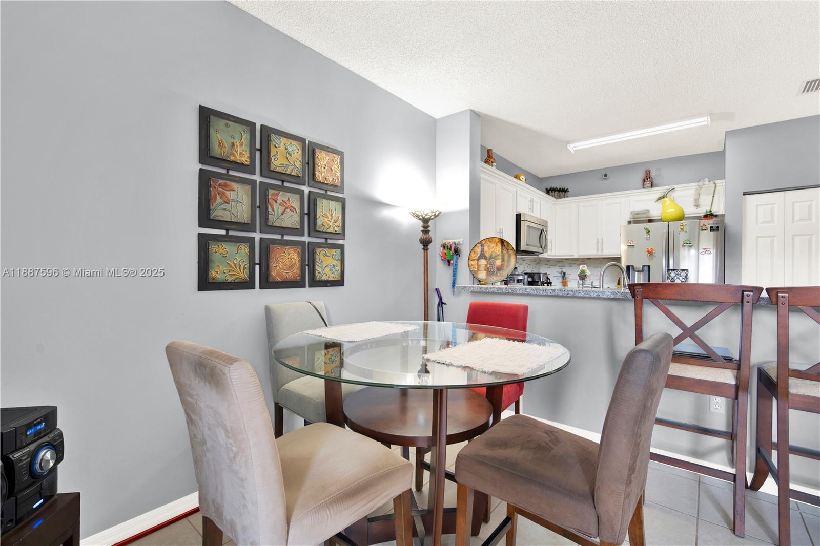 TOWNGATE CONDO SEVEN - Residential