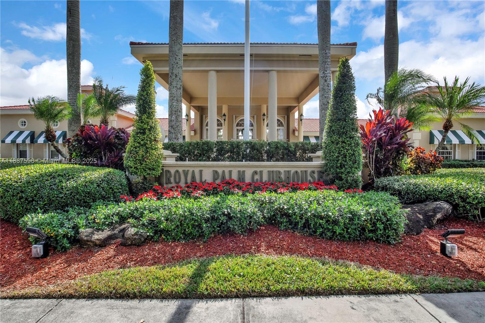 TOWNGATE CONDO SEVEN - Residential