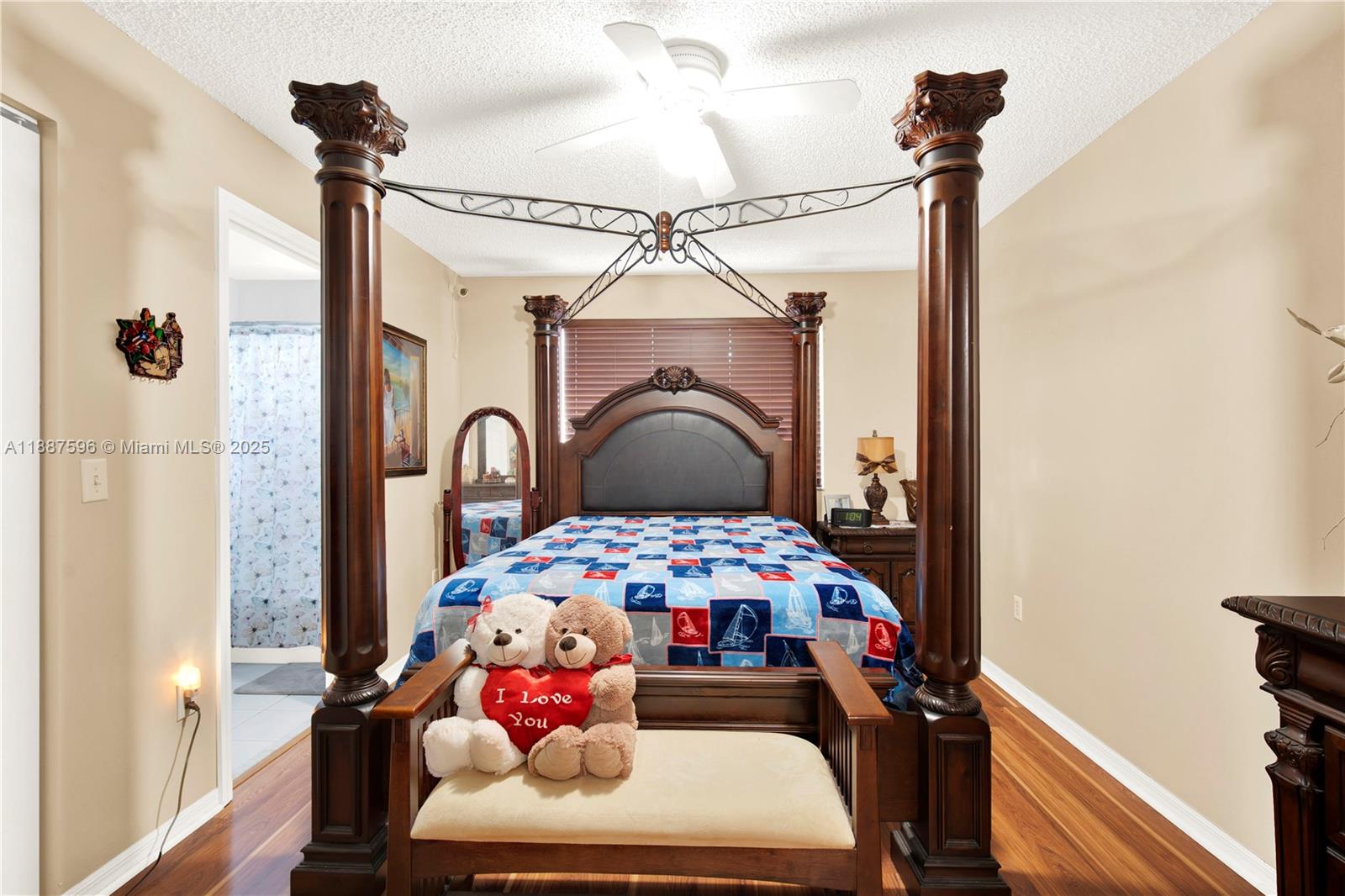 TOWNGATE CONDO SEVEN - Residential