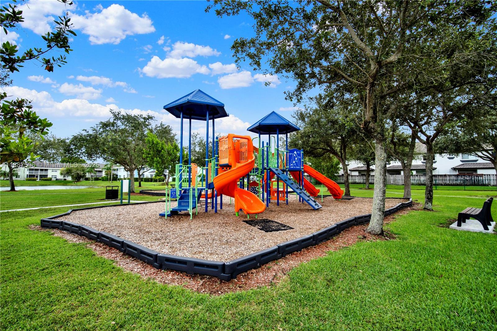 TOWNGATE CONDO SEVEN - Residential