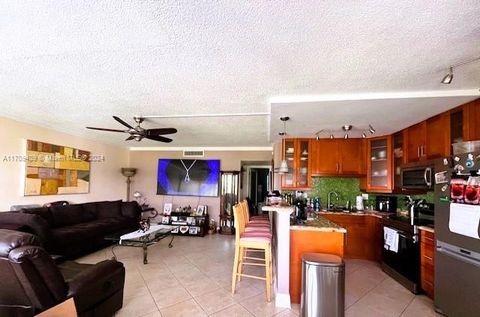 A home in Wilton Manors