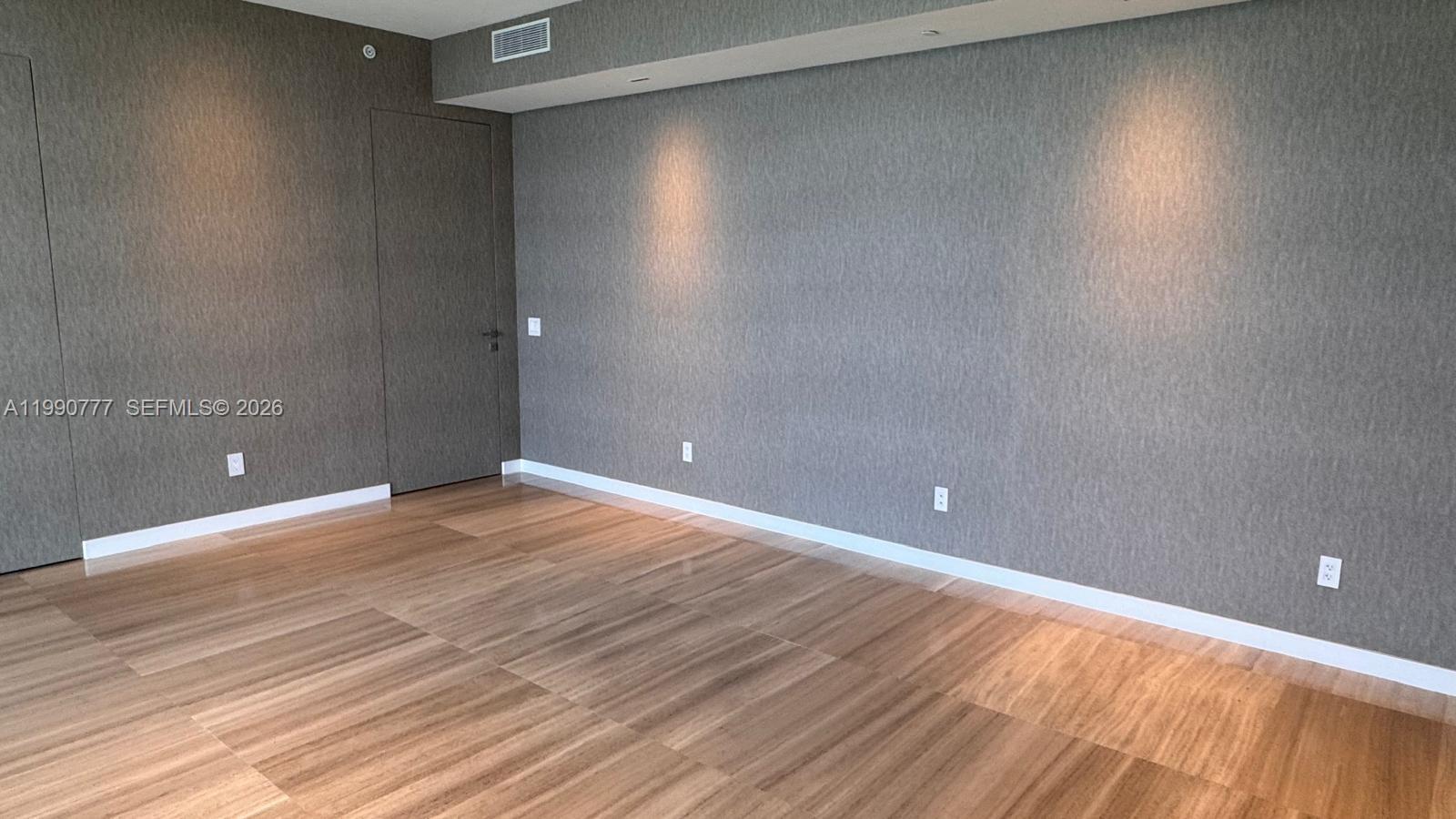 18975 COLLINS CONDO - Residential