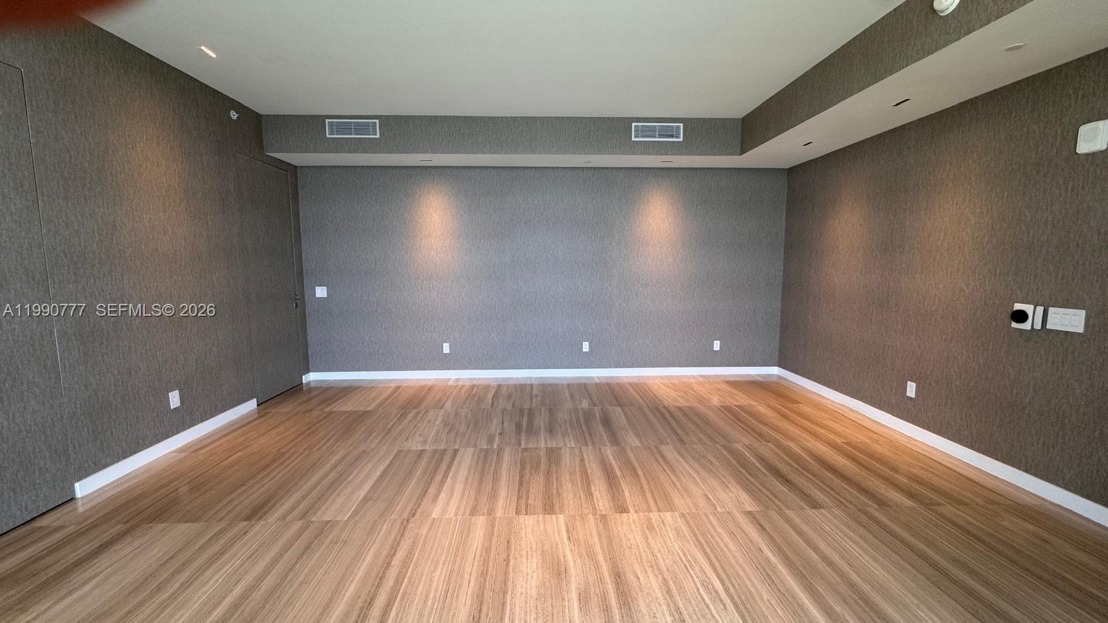 18975 COLLINS CONDO - Residential