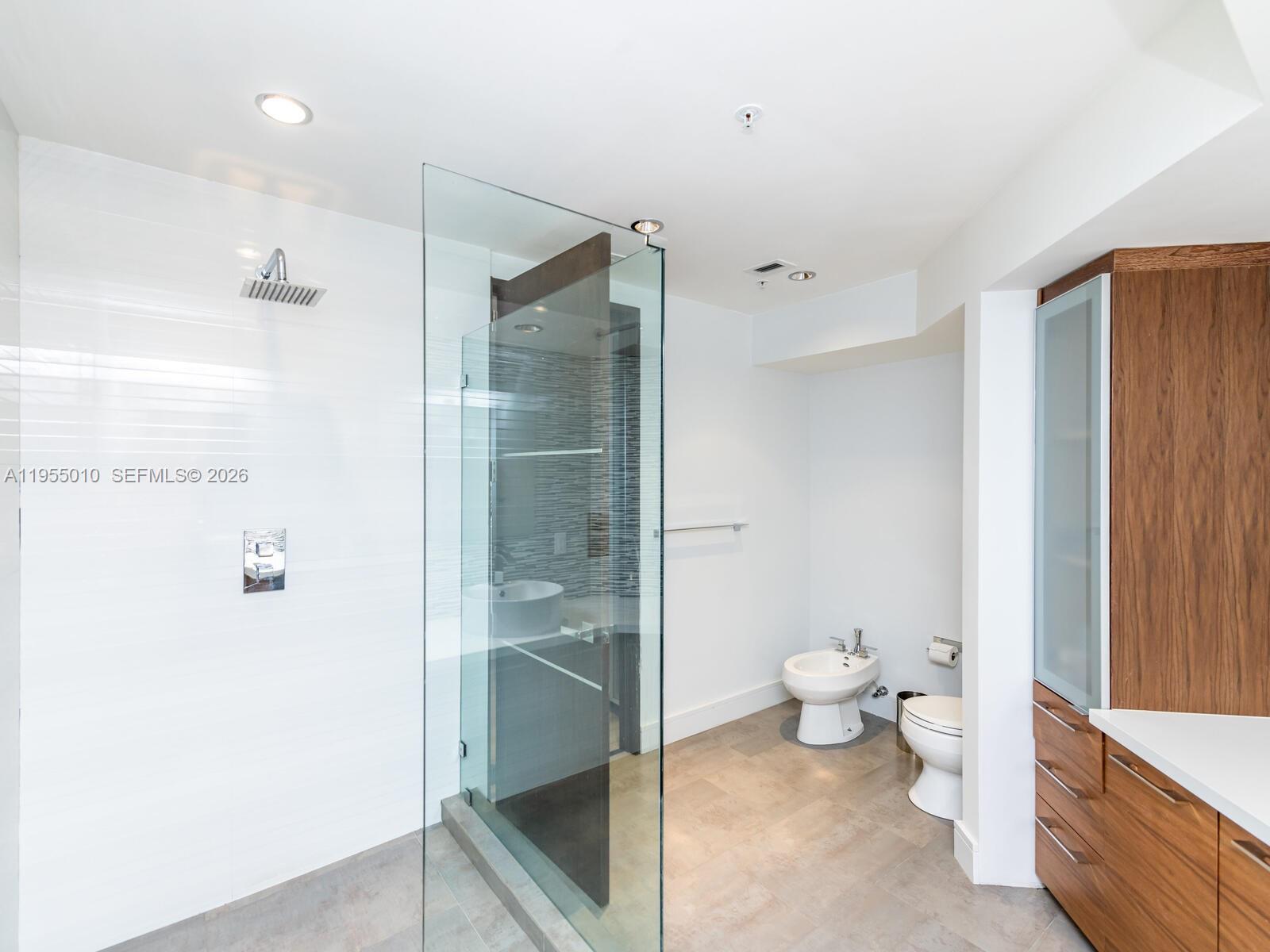 ONE TEQUESTA POINT CONDO - Residential