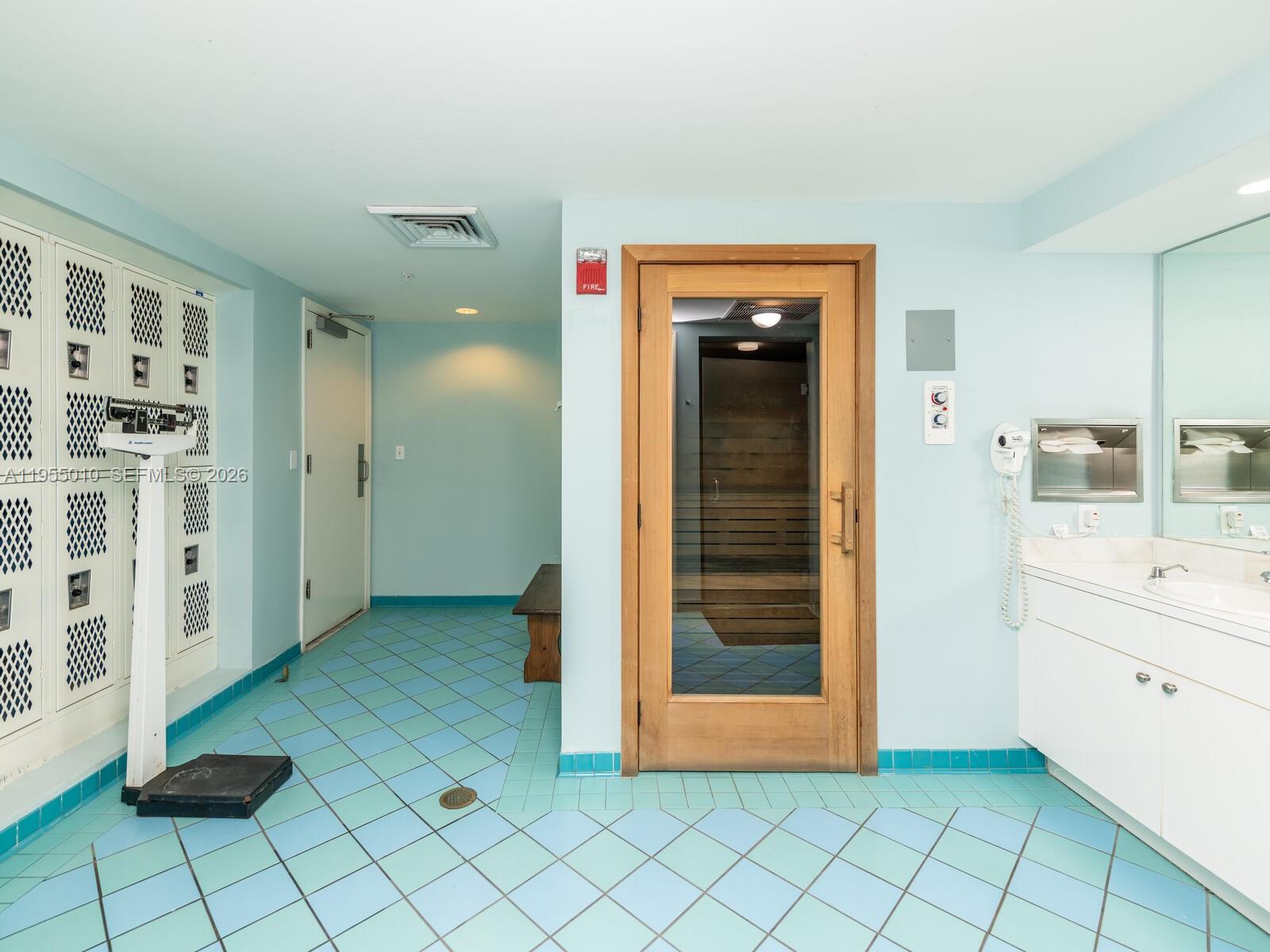 ONE TEQUESTA POINT CONDO - Residential