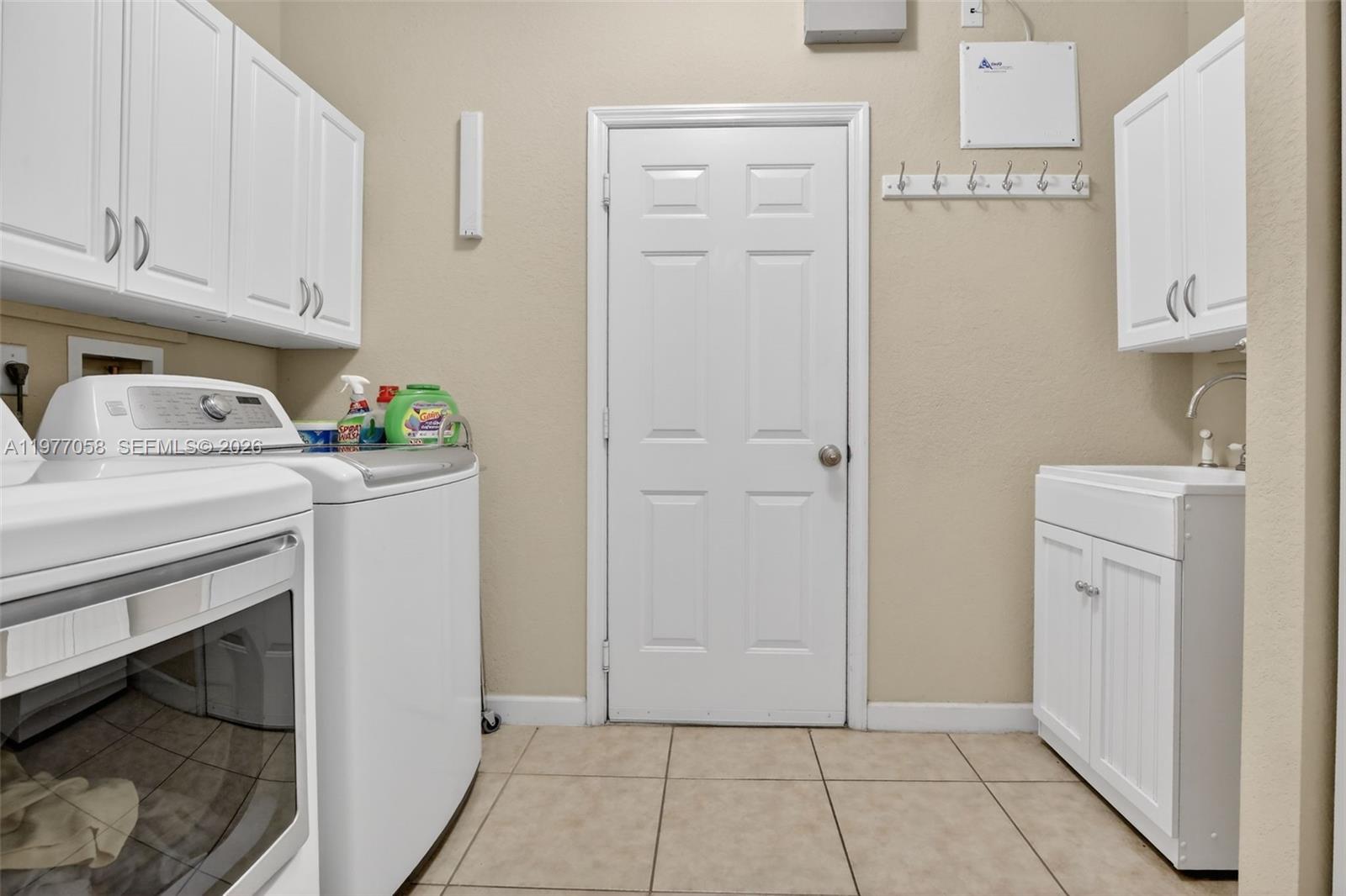 ISLES AT WESTON - Residential