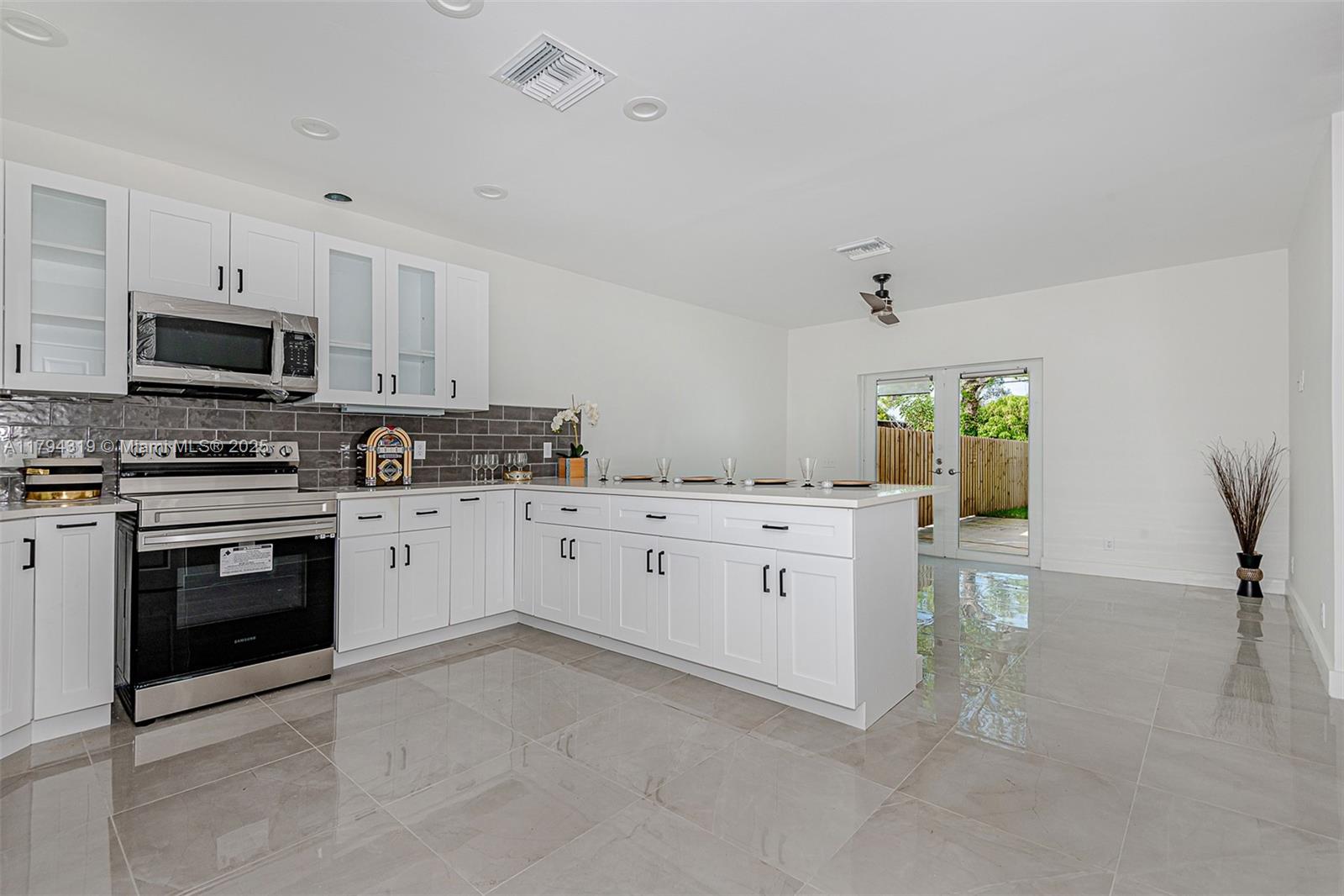 Rental Property at 1205 Nw 2nd Ave B, Fort Lauderdale, Broward County, Florida - Bedrooms: 2 
Bathrooms: 2  - $2,850 MO.