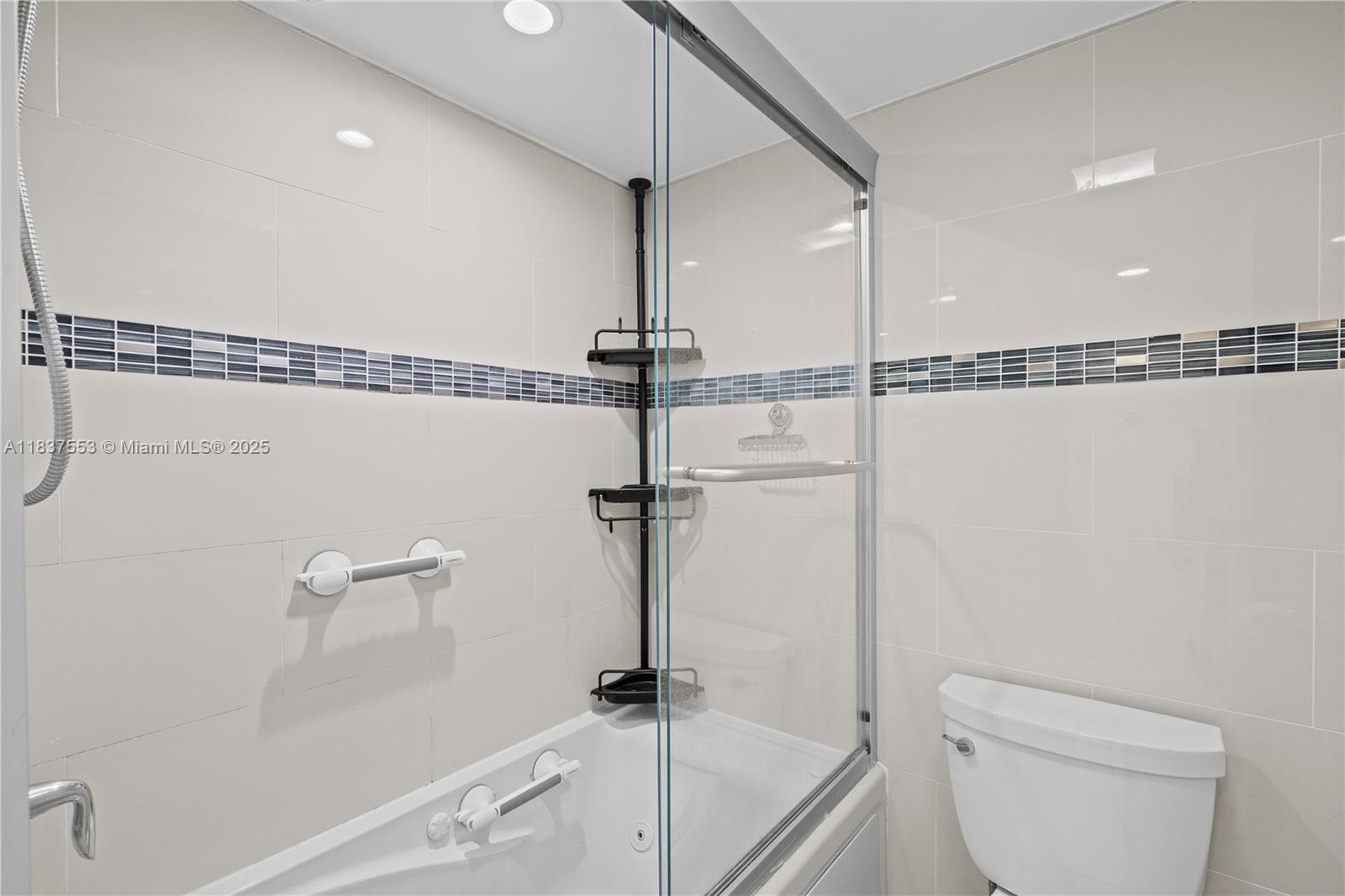 AVENTURA ELDORADO CONDO - Residential