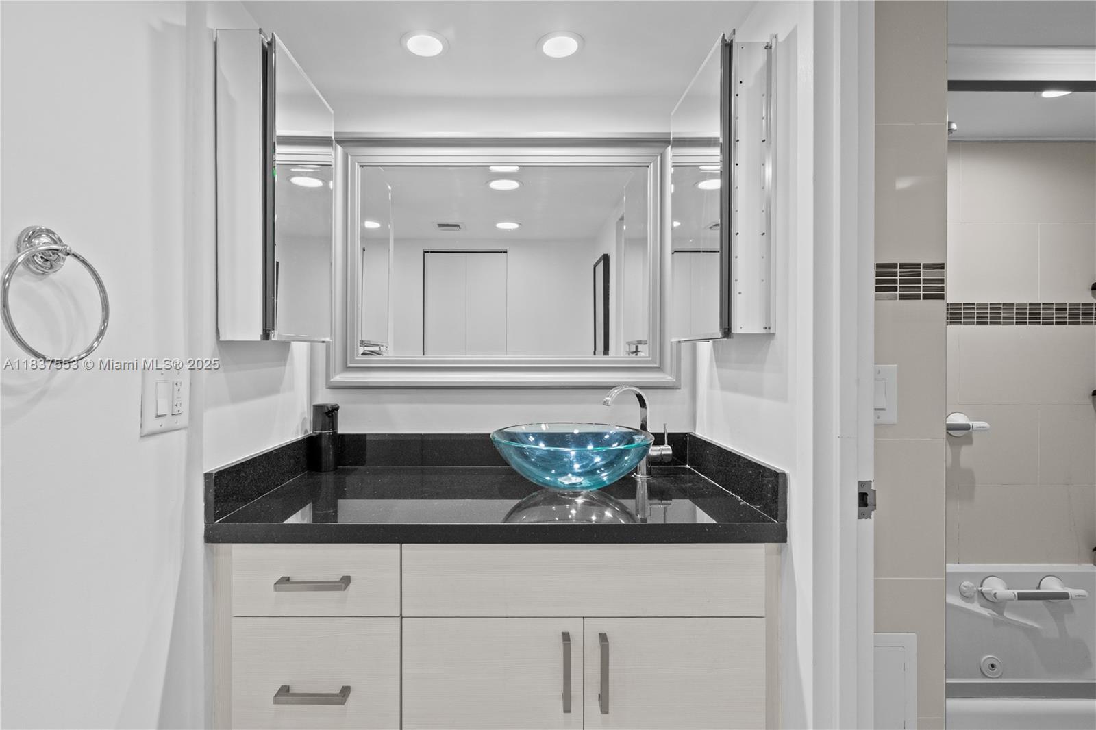 AVENTURA ELDORADO CONDO - Residential