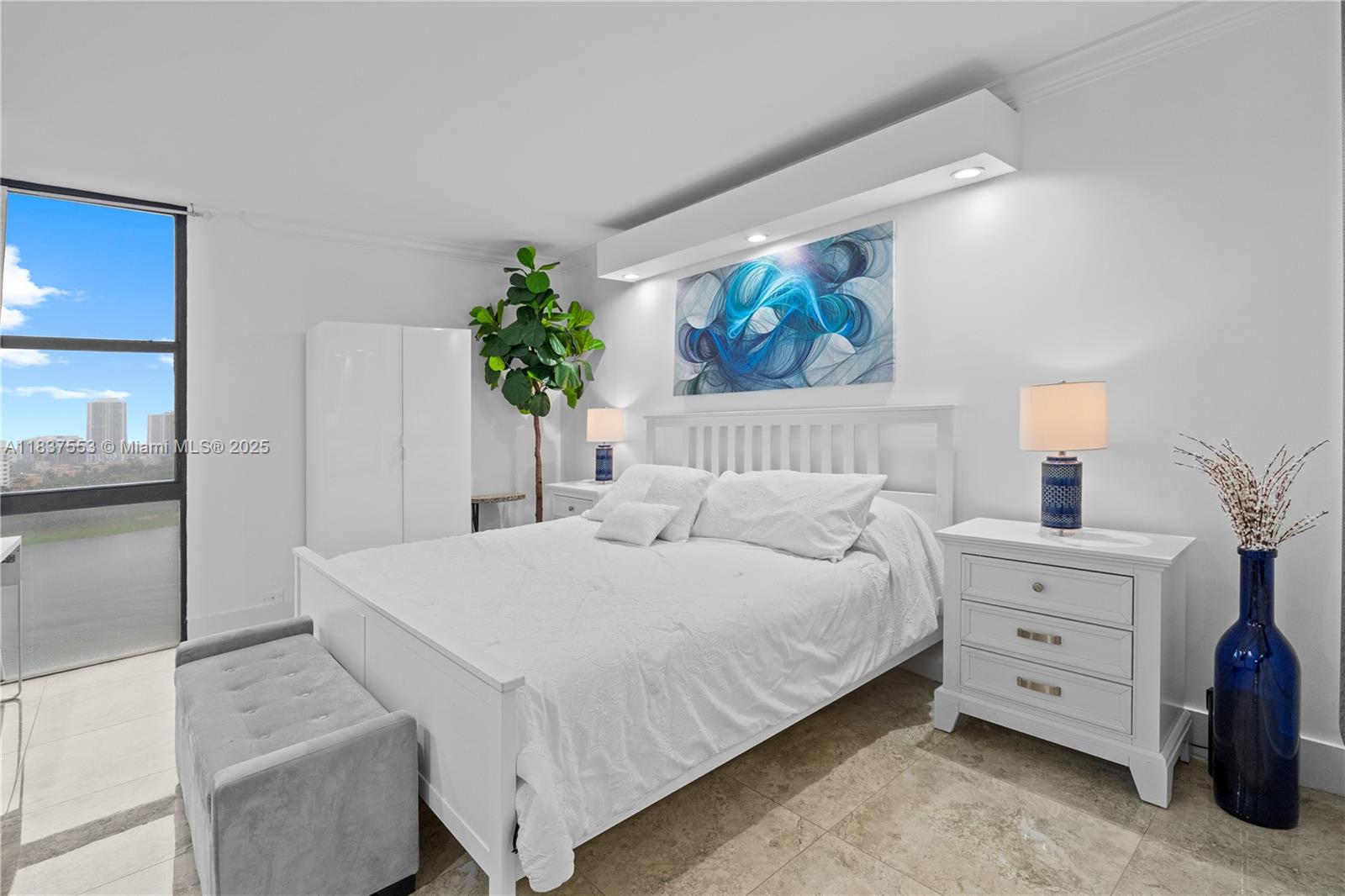 AVENTURA ELDORADO CONDO - Residential