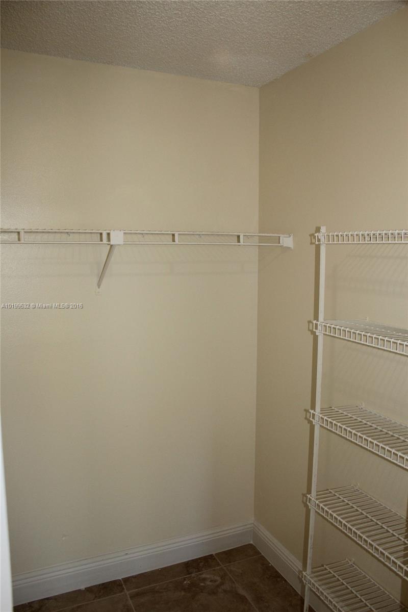 Summerbreeze - Residential Lease