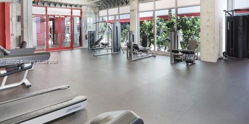 COSTA HOLLYWOOD CONDO - Residential