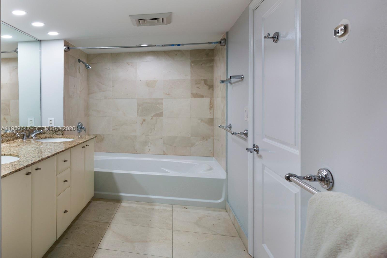 SYMPHONY NORTH CONDO - Residential